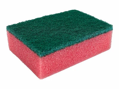 How do you properly use a scouring pad? What points should you keep in mind?